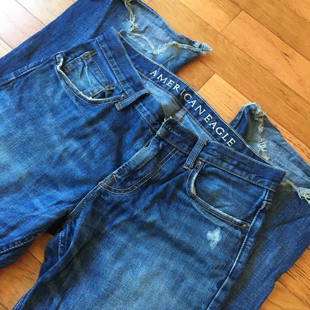 American Eagle 30/34 Low Rise Boot Cut Jeans!!!